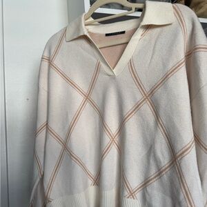 Tahari Soft Cream and Tan Plaid V-Neck Sweater